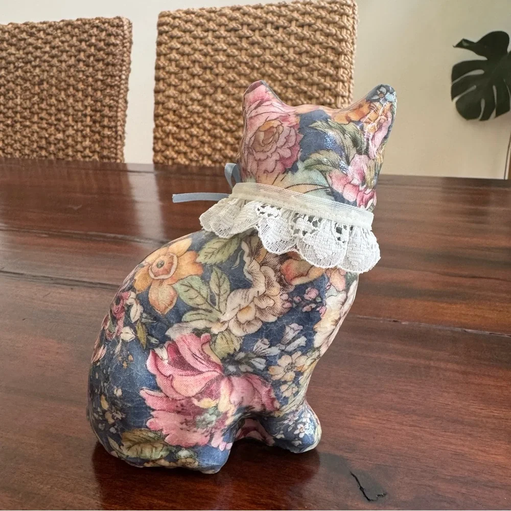 Vintage Glazed Decoupage Floral 5½